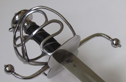 Basket hilt