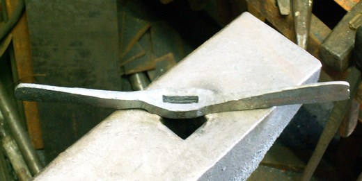 Sinclair hilt