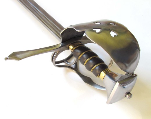 Sinclair hilt