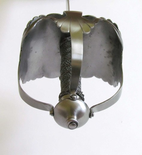 Mortuary sword