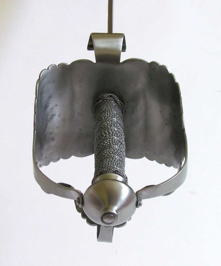 Mortuary sword