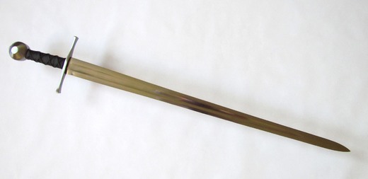 Single - handed sword