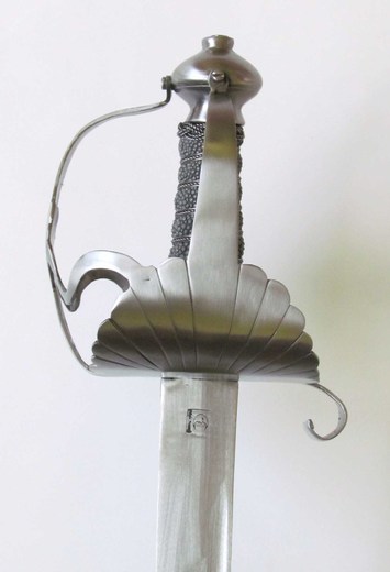 Mortuary sword