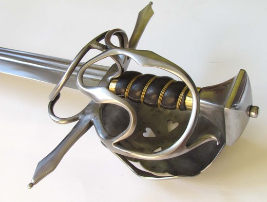 Sinclair hilt